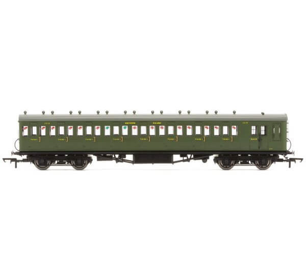 Hornby R4719A 58′ Maunsell Rebuilt Six Compartment Brake Composite 6401 ‘Set 42’ SR Olive Green