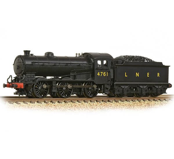 Graham Farish 372-400A Class J39 with Stepped Tender 4761 LNER Black