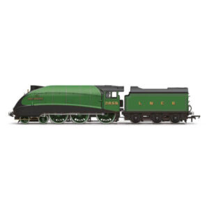 Hornby R30136 B17/5 2859 ‘East Anglian’ LNER Apple Green