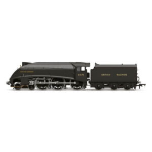 Hornby R30137 B17/5 61670 ‘City of London’ British Railways Black